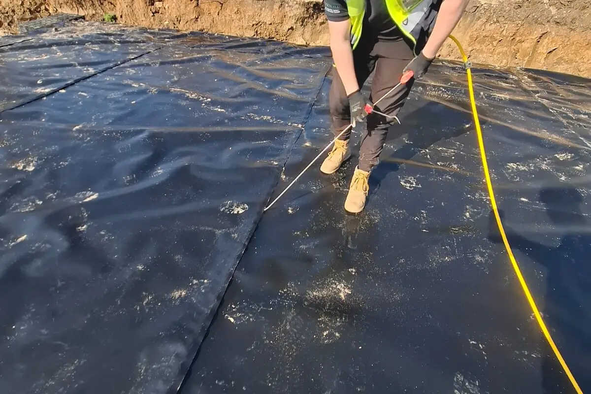 Working on a SuDS attenuation tank | Geoshield